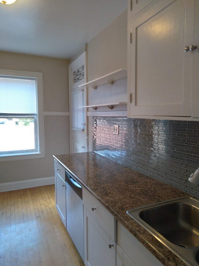 Building Photo - 230 Elmwood-2S