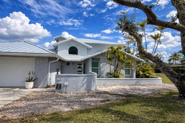 Building Photo - 149 Ponce De Leon St