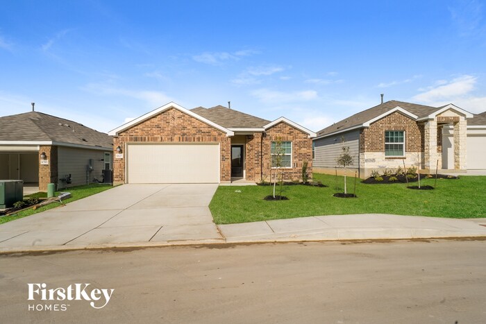 Primary Photo - 6627 Hatchery Way