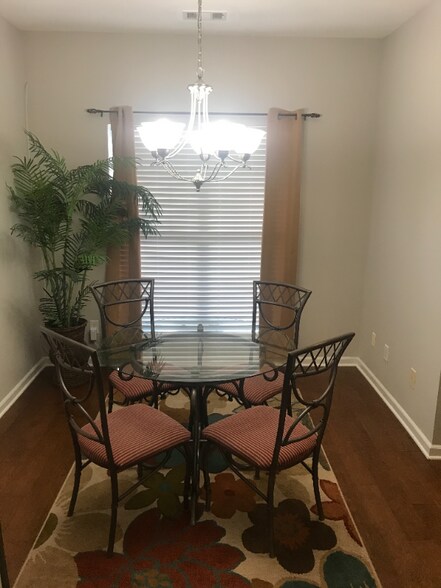 Building Photo - 364 Normandy Cir