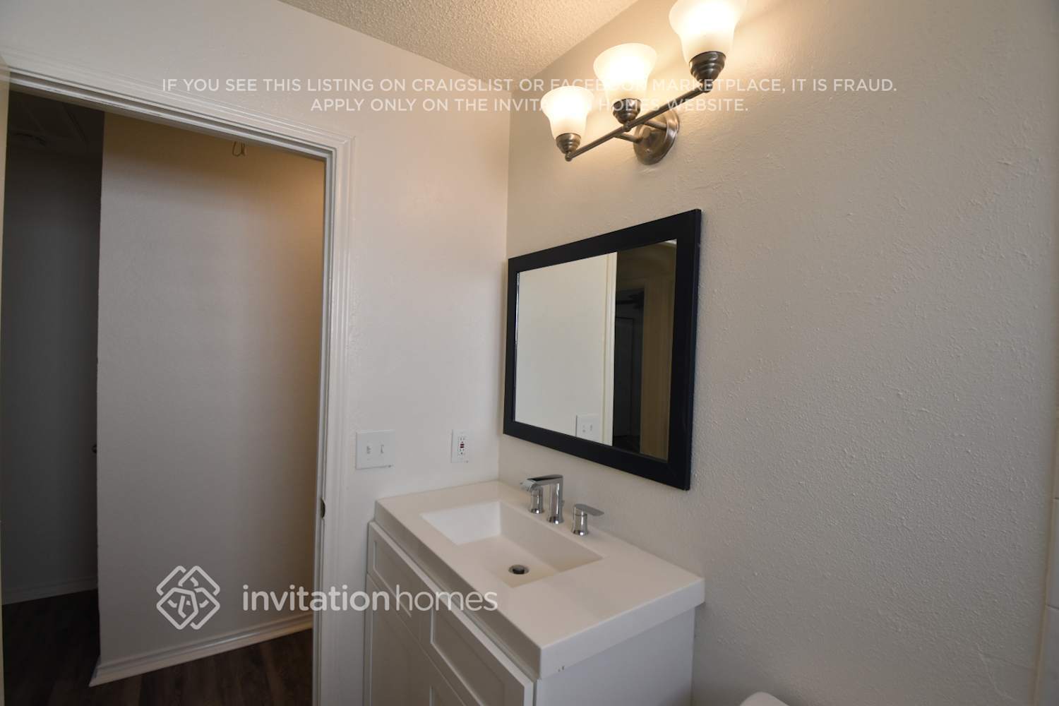 Building Photo - 2217 Merrimac Ln