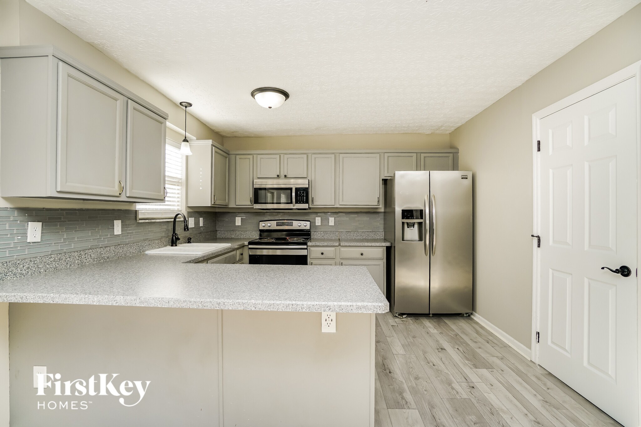 Building Photo - 339 Shyanne Dr