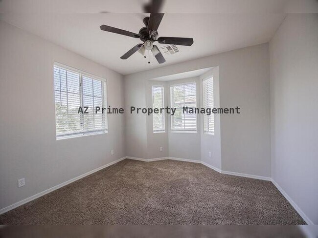 Building Photo - 7422 S 27th Way