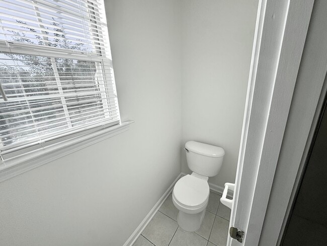Building Photo - 11230 Cashmere Wood Dr
