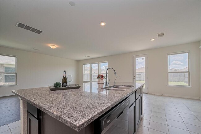 Building Photo - 25327 Cheshire Knoll St