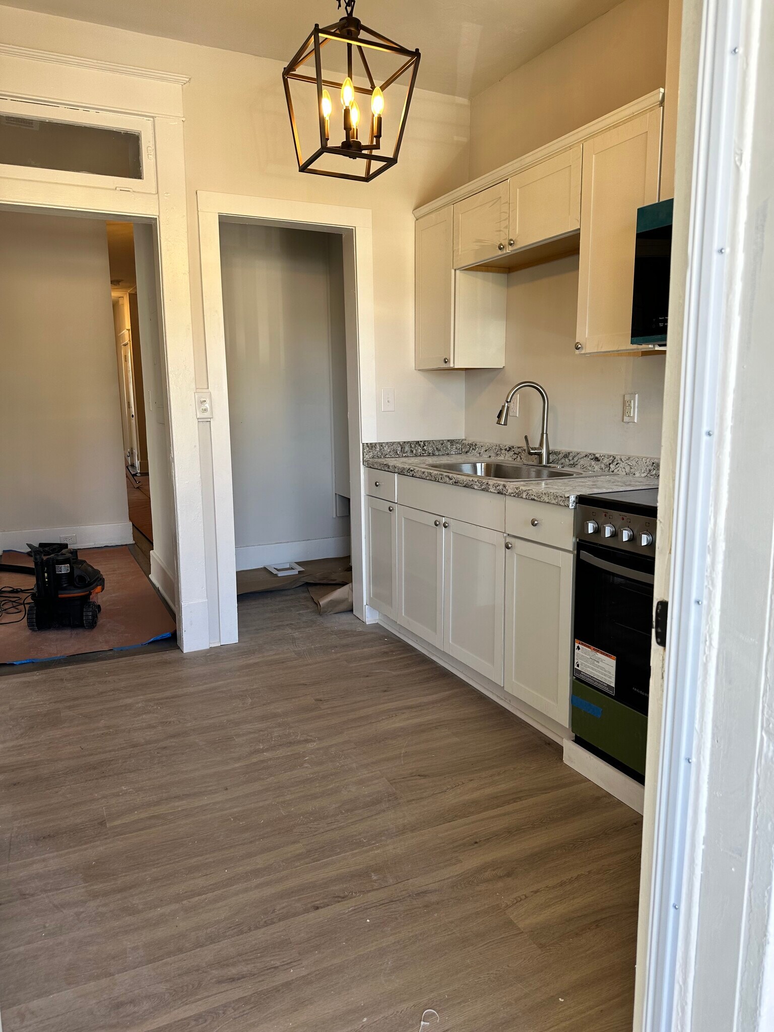 Building Photo - 251 Broad St