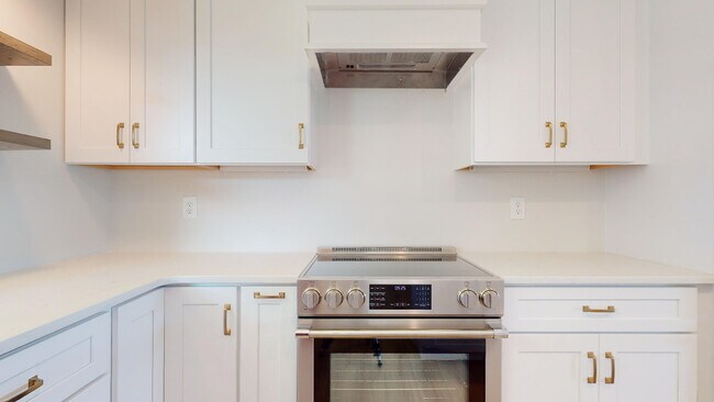 Building Photo - 4003 S Indian River Dr