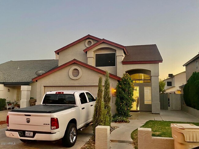 Building Photo - 7631 W Cinnabar Ave