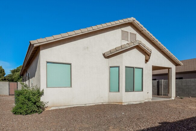 Building Photo - Inviting Single-Story Home in Surprise, AZ