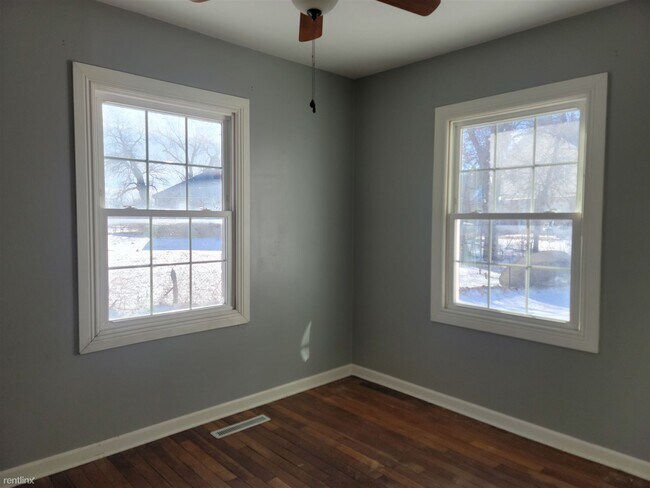 Building Photo - 3 br, 2 bath House - 2327 South Palisade A...