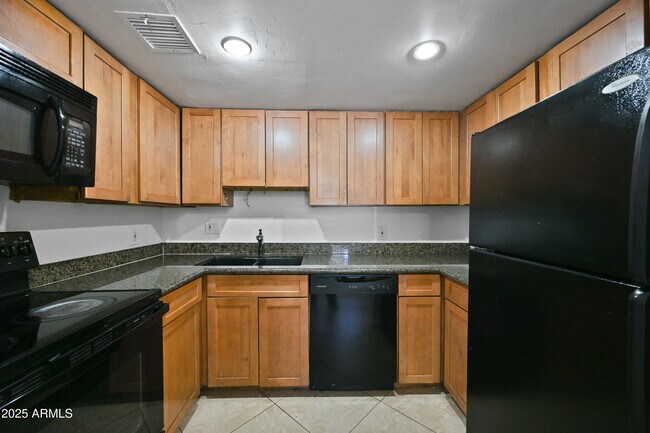 Building Photo - 1234 N 36th St