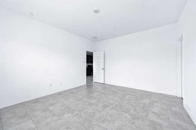 Building Photo - 1010 Appaloosa Ln