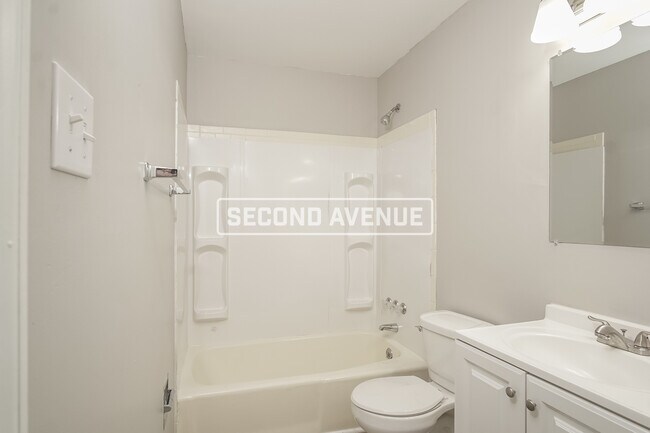 Building Photo - 120 Heather DR