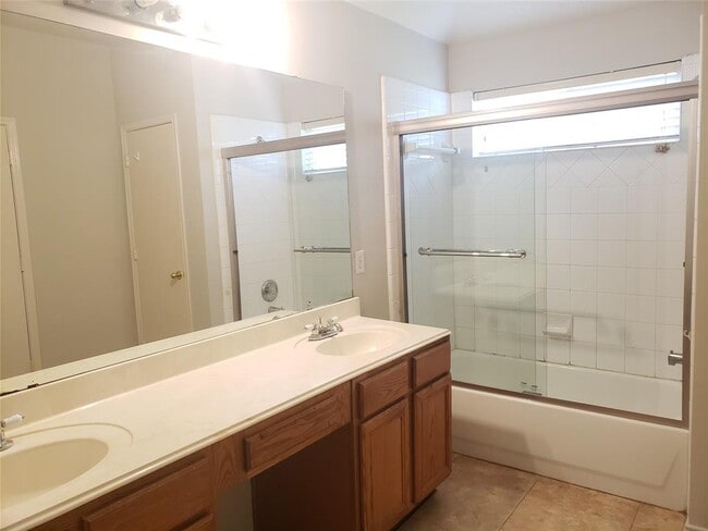 Building Photo - 4219 Custer Creek Dr