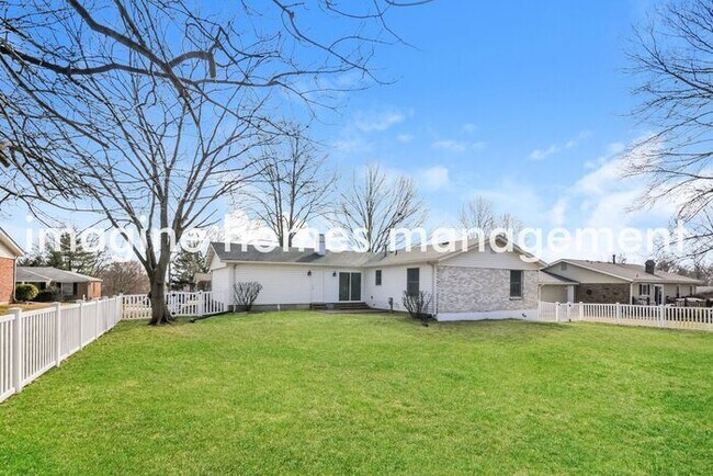 Building Photo - Beautiful 3 Bedroom and 2 Bath Ranch Home ...