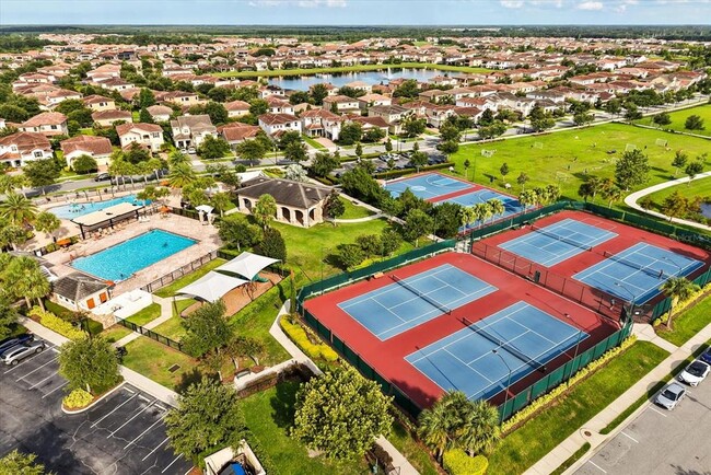 Building Photo - 10148 Malpas Point