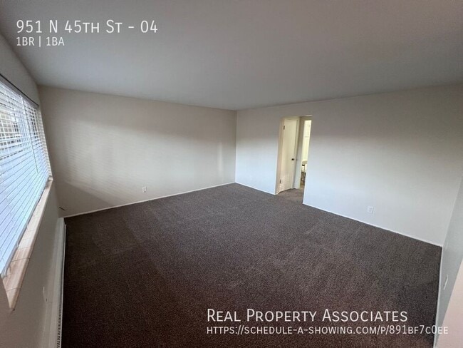 Building Photo - 951 N 45th St