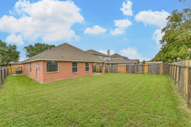 Building Photo - 20131 Laramie River Trail
