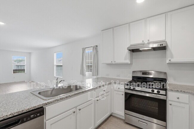 Building Photo - 7119 Satellite Wy