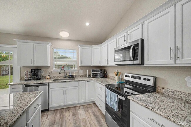 Building Photo - 3613 Berkley Ln