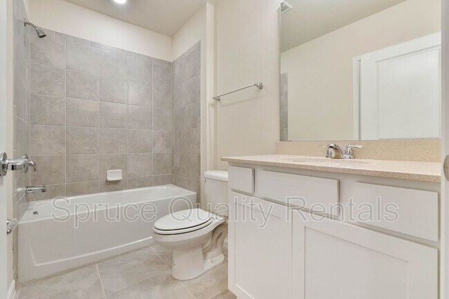 Building Photo - 7726 Syracuse Dr