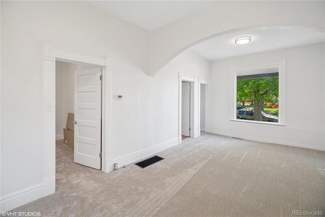 Building Photo - 3817 Osage St