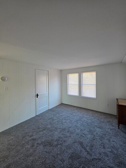 Building Photo - 409 Alice St