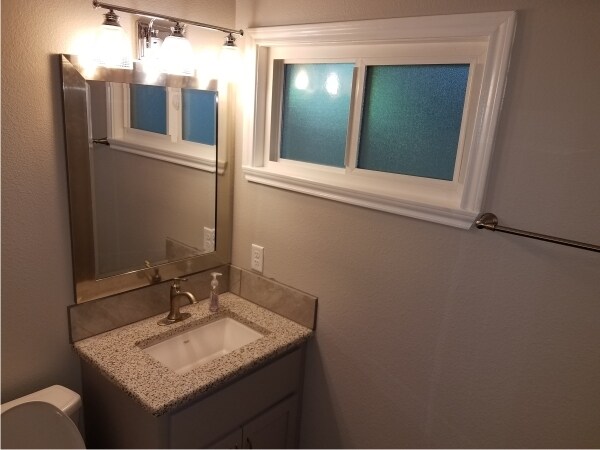 Master Bathroom with Granite Counter Top - 4115 Robinhood Dr