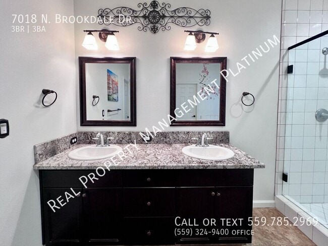 Building Photo - 7018 N Brookdale Dr