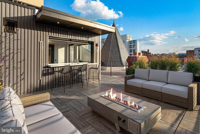 Building Photo - 2525 Pennsylvania Ave NW