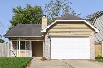 Building Photo - 11 Crestbriar Ct