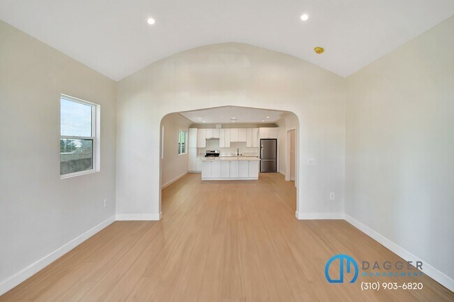 Building Photo - 2800 Winter St