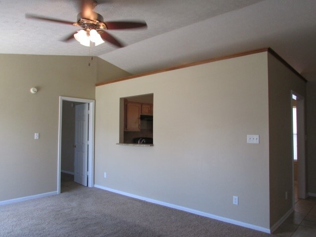 Building Photo - 4181 Magnolia Dr