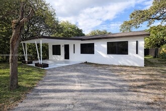 Building Photo - 6849 SW 12th St