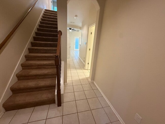 Building Photo - 3-Bedroom Home Near Downtown San Antonio | Pets Considered + Section 8 Welcome