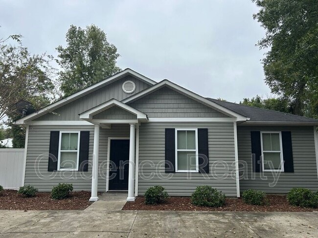 Primary Photo - 4904 Maple Ave