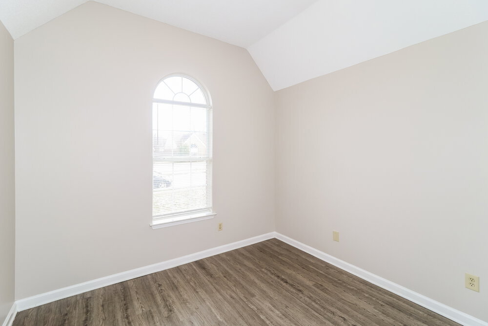 Building Photo - 1015 Jessica Lauren Dr