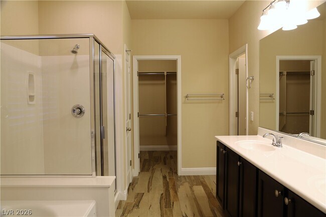 Building Photo - 5667 Oak Bend Dr