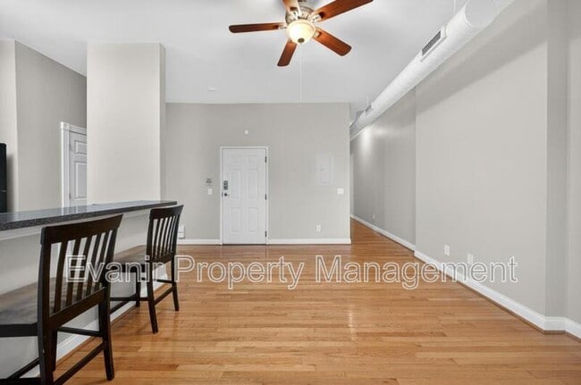 Building Photo - 2151 Fulton Ave