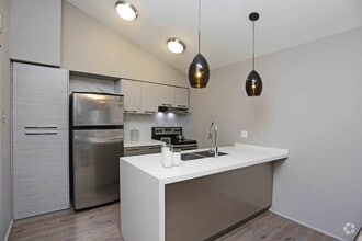 Interior Photo - Green House