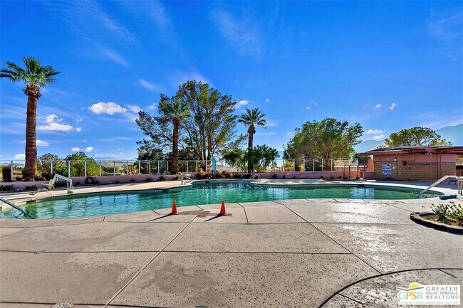 Building Photo - 69490 Parkside Dr
