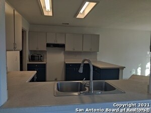 Building Photo - 9870 Sunset Pl