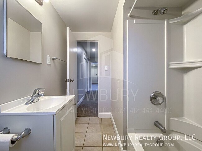 Building Photo - 313 San Juan Dr