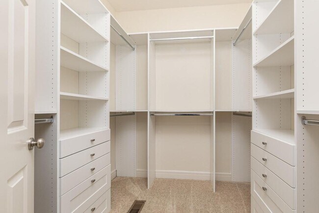 Building Photo - 4578 E Pearson Meadow Dr