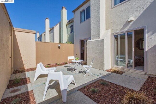 Building Photo - 1141 Verdemar Dr