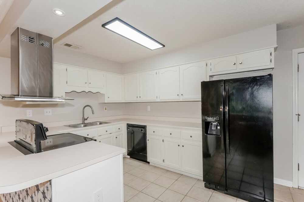 Building Photo - 6601 Baird Cove