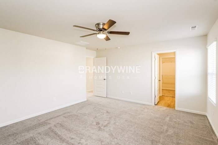 Building Photo - 554 Torrey Pines Ln