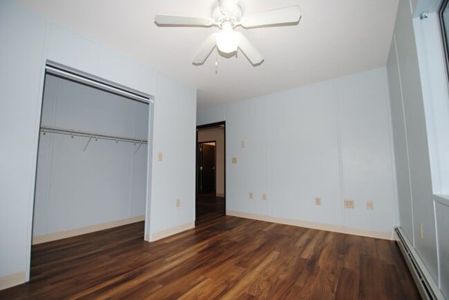 Building Photo - 2 Bed/1 Bath off Nordale Rd
