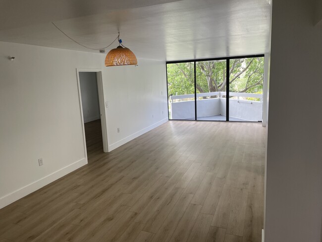 Spacious remodeled unit with lots of closet space and 2 garaged parking spaces. - 2501 Brickell Ave