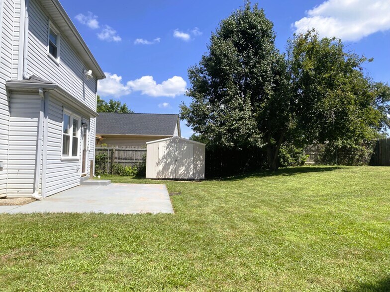 Building Photo - 3558 Winthrop Dr